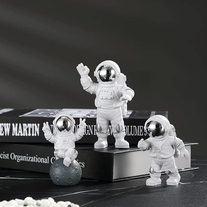 Street27® Astronaut Action Figurine Home Decor (3Pcs) - Golden