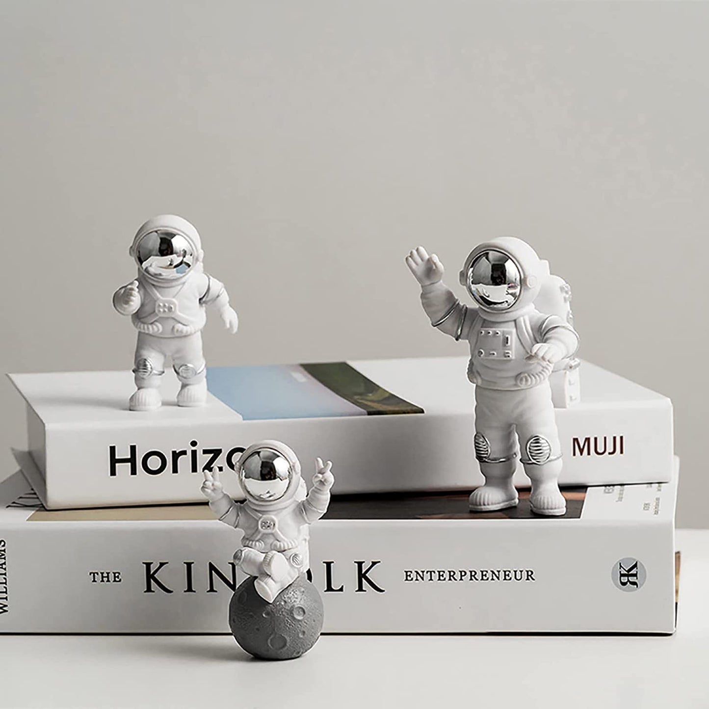 Street27® Astronaut Action Figurine Home Decor (3Pcs) - Golden
