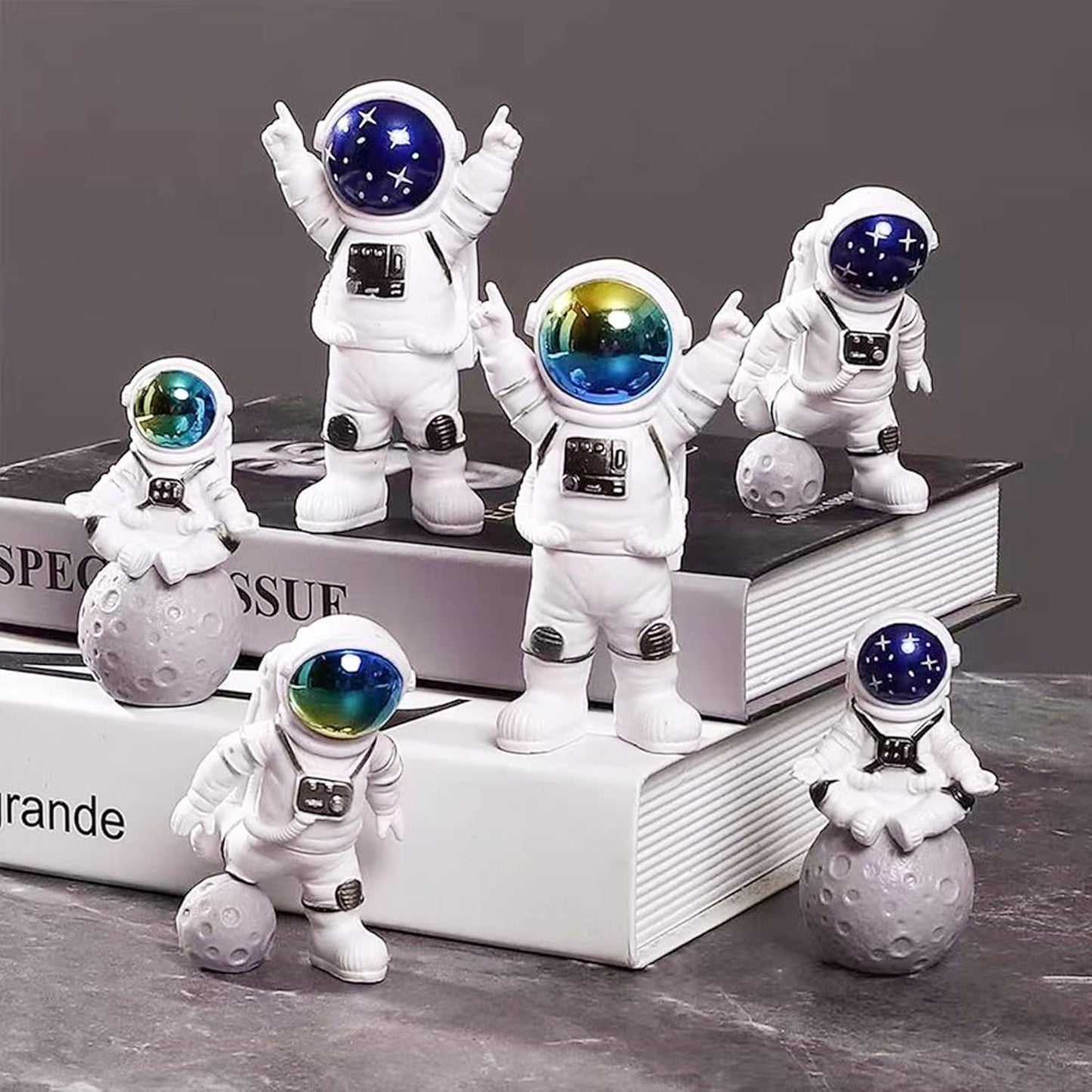 Street27® Astronaut Figurine Showpiece (3 Pcs)