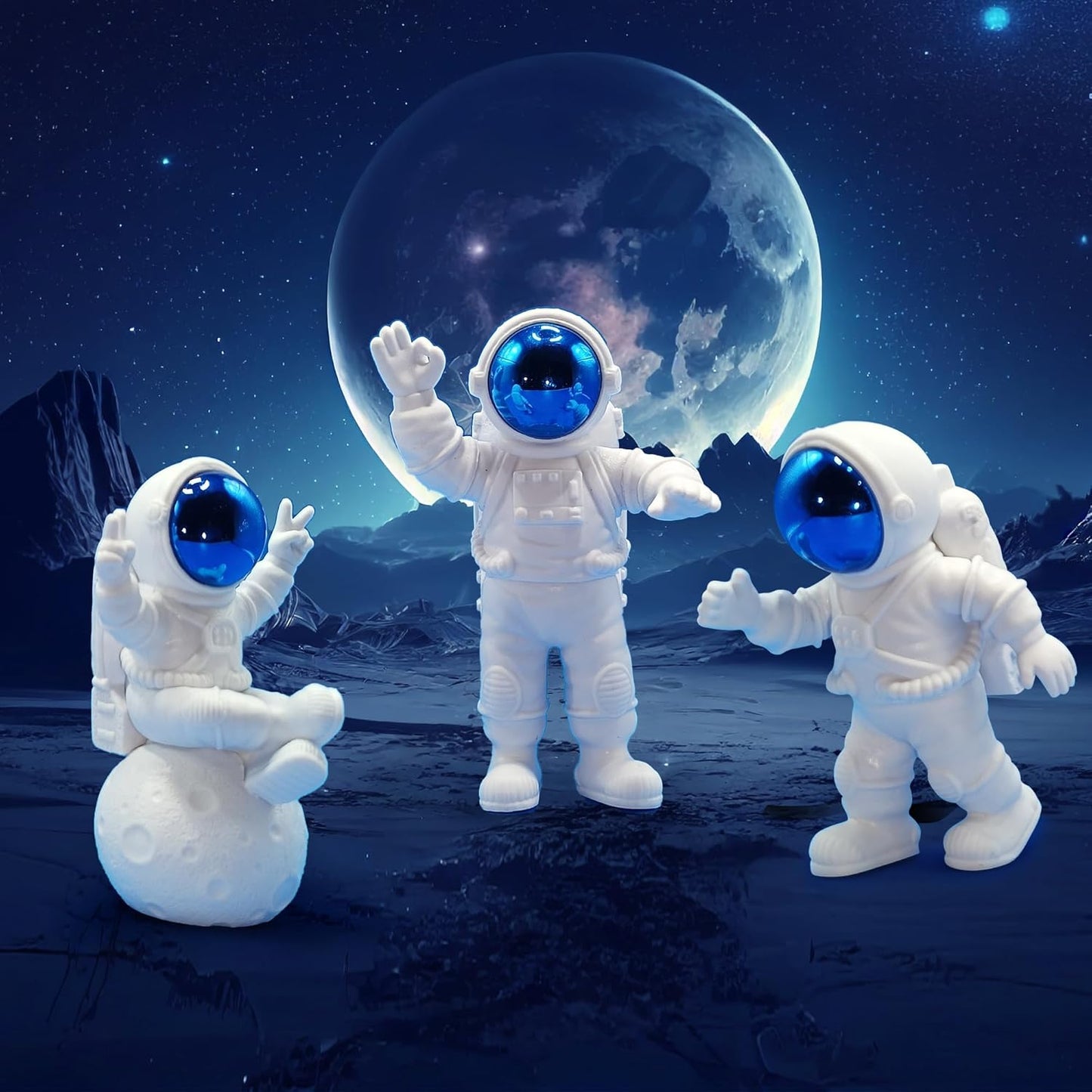 Street27® Astronaut Action Figurine Home Decor (3Pcs) - Golden