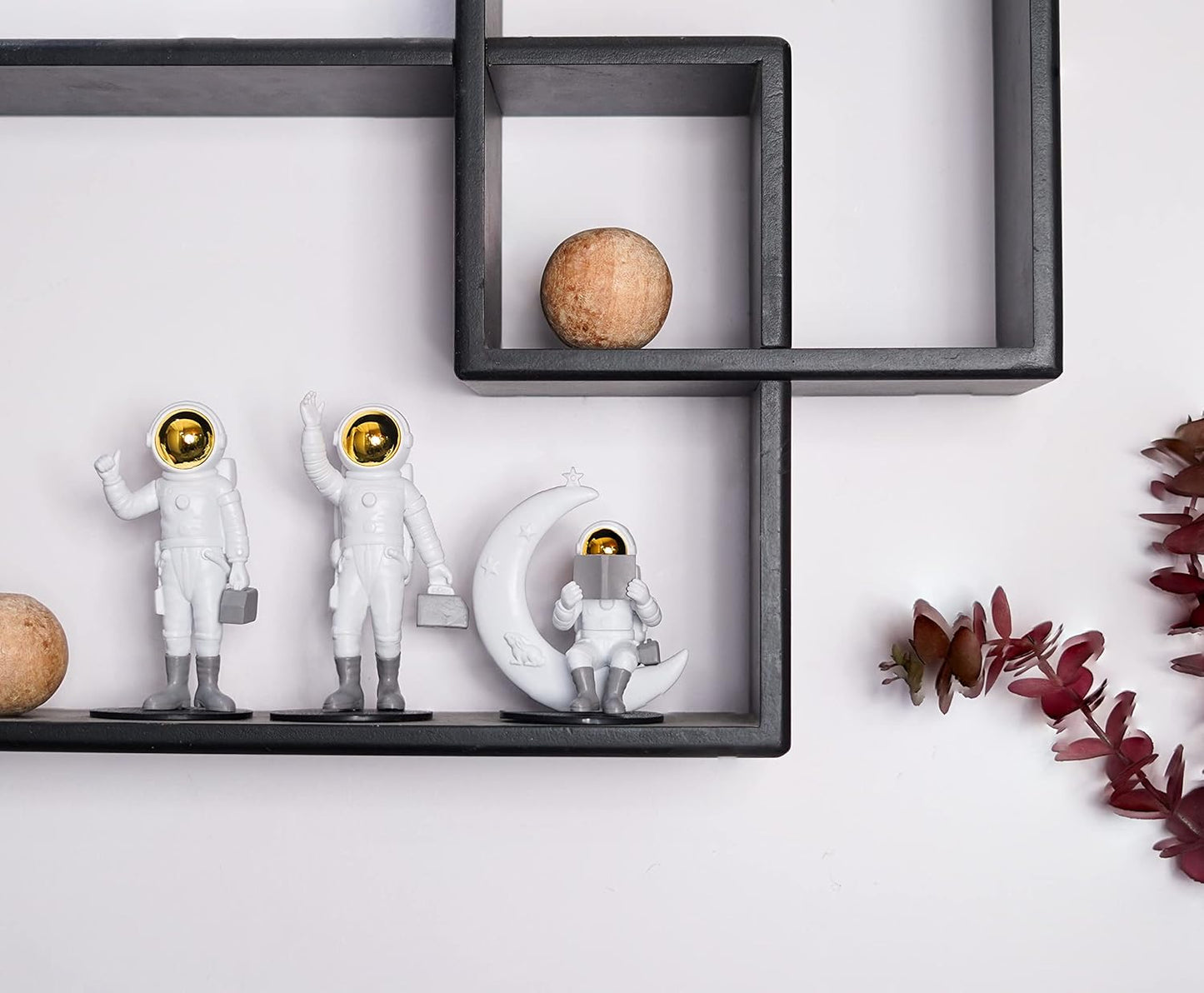Street27® Astronaut Figurine Mirror Spaceman
