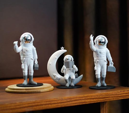Street27® Astronaut Figurine Mirror Spaceman