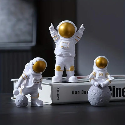 Street27® Astronaut Spaceman Statue (Set Of 3) - Matte Golden