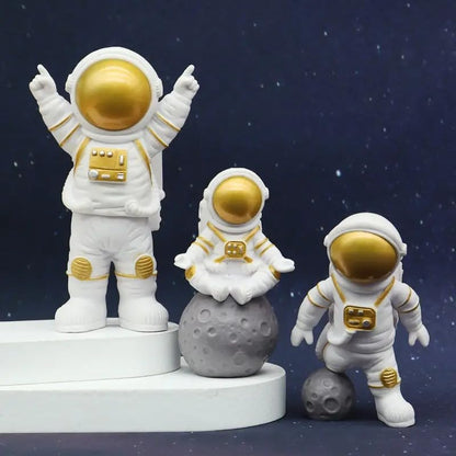 Street27® Astronaut Spaceman Statue (Set Of 3) - Matte Golden