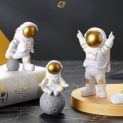 Street27® Astronaut Spaceman Statue (Set Of 3) - Matte Golden