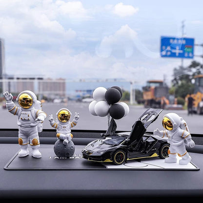 Street27® Astronaut Action Figurine Home Decor (3Pcs) - Golden